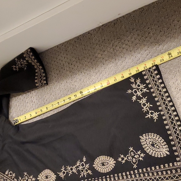 Theresa Renz - Silk , Embroidered blazer.  NEW Must have! BENEFITS RESCUE DOGS - Picture 5 of 12